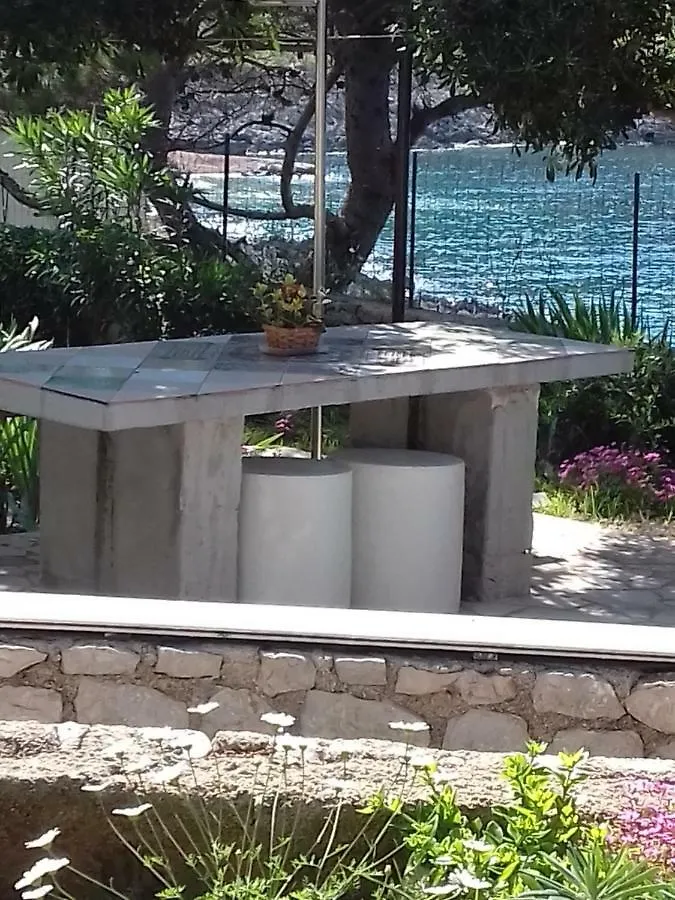 Apartment Rojal Mali Losinj